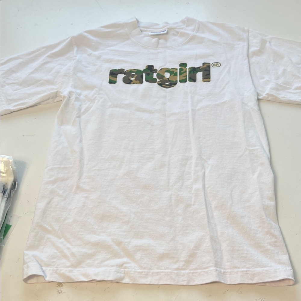 Stray Rats XS Short Sleeve White Crewneck Camo Print Ratgirl Graphic T Shirt